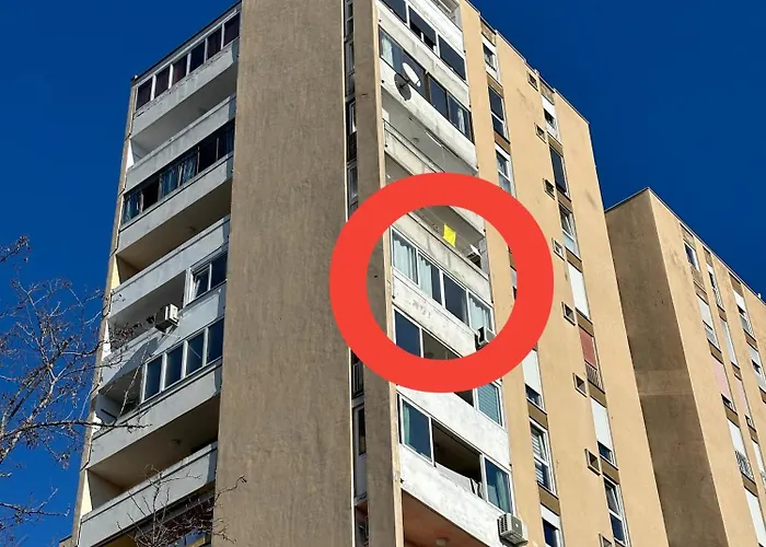 Lorella Apartman Póla